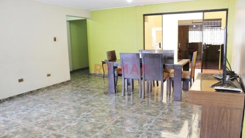 Departamento en Venta de 4 dormitorios ubicado en La Molina