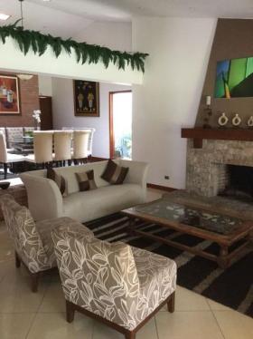 Casa en Venta ubicado en La Molina a $1,800,000