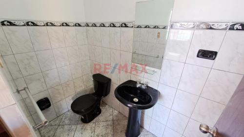 Bajo precio Local comercial en Venta en Cercado De Lima