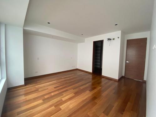 Departamento en Venta de 3 dormitorios ubicado en San Isidro