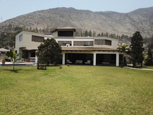 Casa en Venta ubicado en La Molina a $1,050,000