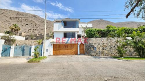 Casa en Venta ubicado en La Molina a $600,000