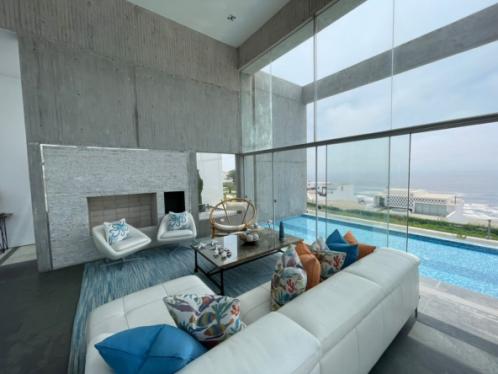 Casa de Playa en Venta ubicado en Asia a $670,000