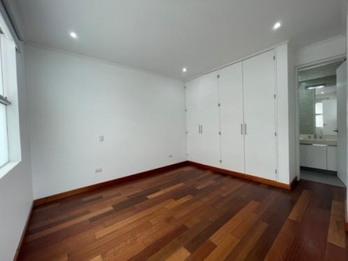 Departamento en Venta de 4 dormitorios ubicado en Santiago De Surco