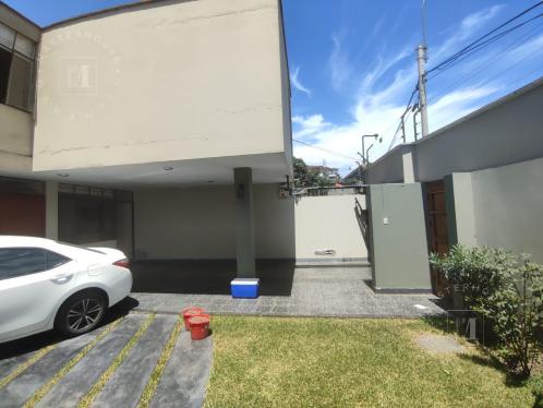 Casa en Venta ubicado en Peru a $650,000