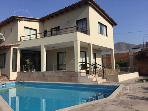 Casa en Venta ubicado en La Molina a $790,000