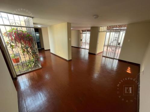 Casa en Venta ubicado en Santiago De Surco a $550,000