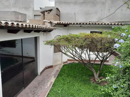 Casa en Venta ubicado en La Molina a $630,000