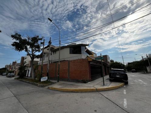 Casa en Venta ubicado en Santiago De Surco a $420,000