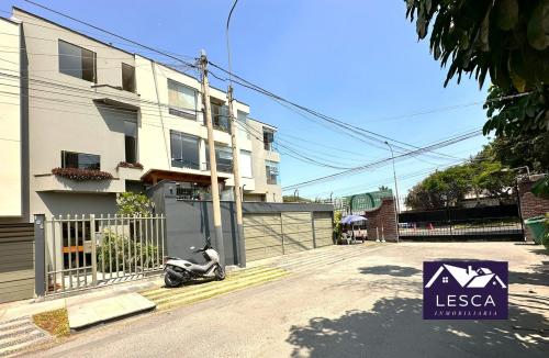 Departamento en Venta de 3 dormitorios ubicado en Santiago De Surco