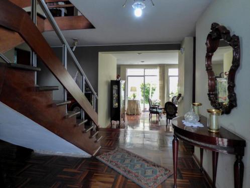 Casa en Venta de 5 dormitorios ubicado en Santiago De Surco