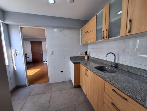 Departamento barato en Alquiler en San Isidro