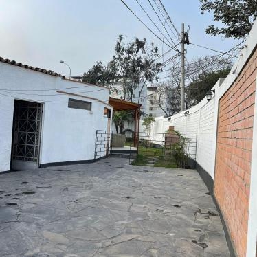 Lindo Casa en Venta en Santiago De Surco