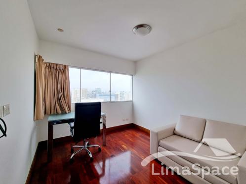 Bajo precio Departamento en Alquiler en Miraflores