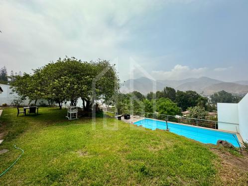 Casa en Venta ubicado en La Molina a $1,490,000