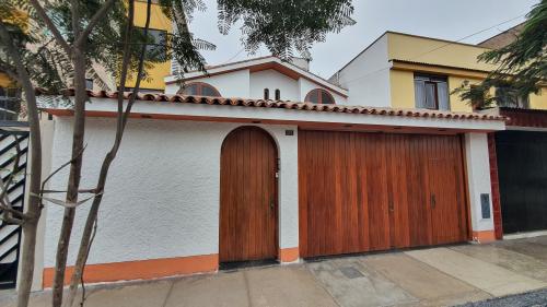 Casa en Venta ubicado en Surquillo a $340,000