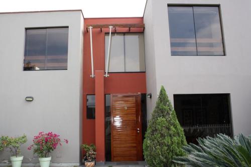 Casa en Venta ubicado en La Molina a $448,000