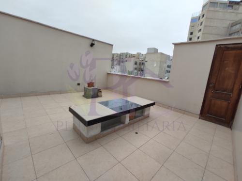 Departamento de 4 dormitorios y 2 baños ubicado en Miraflores