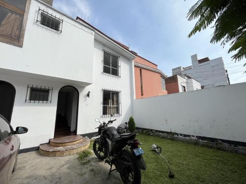 Casa en Alquiler ubicado en Surquillo