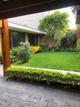 Casa en Venta ubicado en Santiago De Surco a $1,360,000