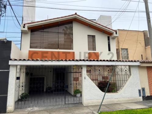 Casa en Venta ubicado en Surquillo a $339,000