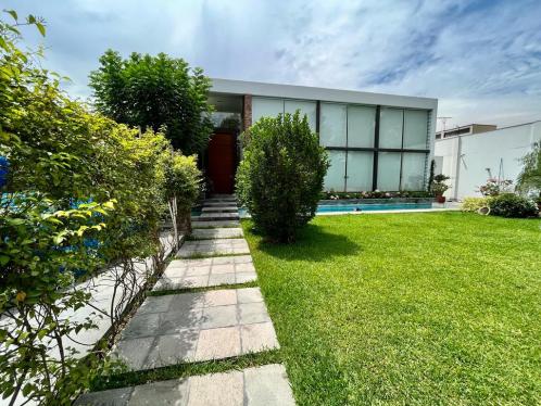 Casa en Venta ubicado en La Molina a $1,600,000