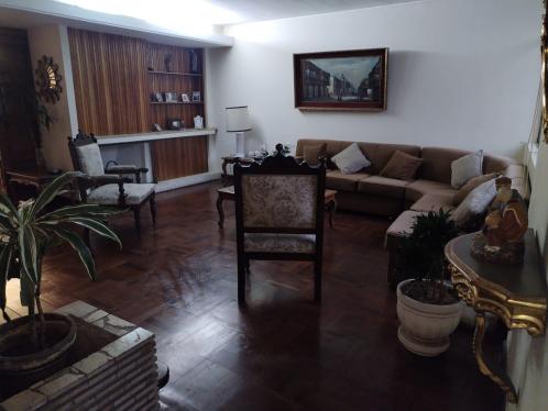 Casa en Venta y permite mascotas