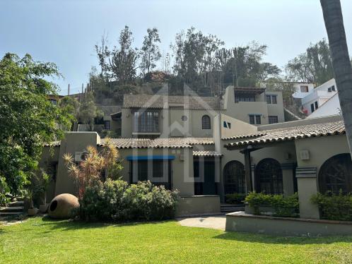 Casa en Venta ubicado en La Molina a $930,000
