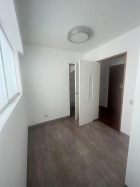 Departamento de 3 dormitorios y 3 baños ubicado en San Isidro