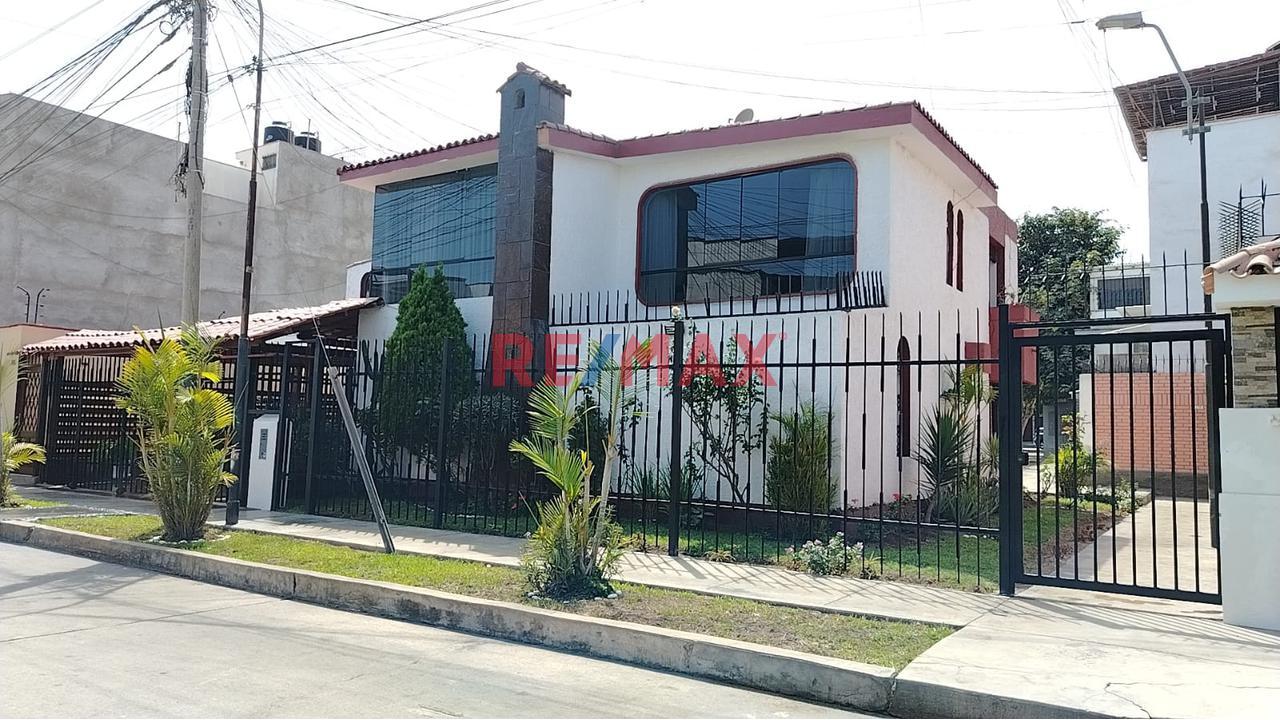 Casa en Venta ubicado en Santiago De Surco a $355,000