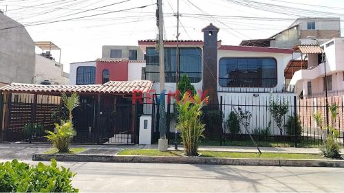 Casa a $330,000