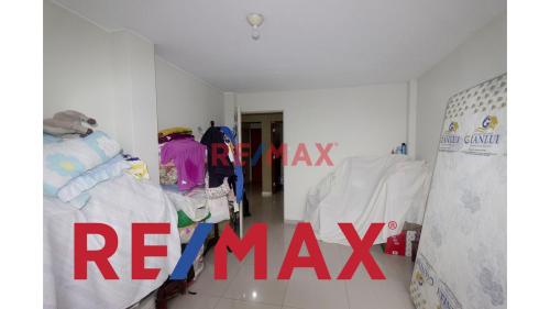 Departamento en Venta de 3 dormitorios ubicado en San Juan De Miraflores