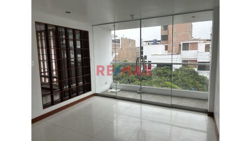 Espectacular Departamento ubicado en Santiago De Surco