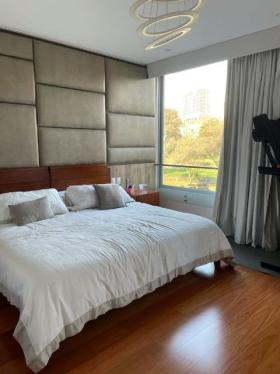 Departamento de 4 dormitorios y 4 baños ubicado en Santiago De Surco