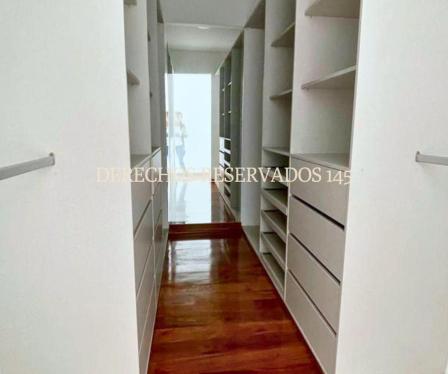 Casa en Venta de 4 dormitorios ubicado en La Molina