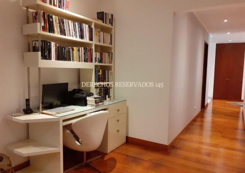 Departamento en Venta de 3 dormitorios ubicado en Santiago De Surco