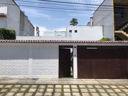 Casa en Venta ubicado en Santiago De Surco a $450,000