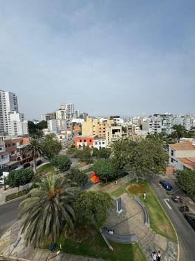 Departamento de 2 dormitorios y 2 baños ubicado en Miraflores