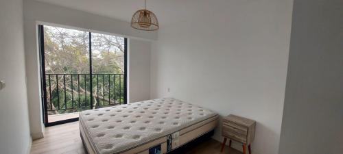 Departamento de 2 dormitorios y 2 baños ubicado en San Isidro