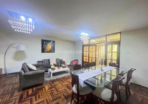 Casa en Venta ubicado en Ate a $299,000