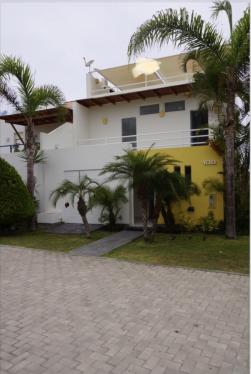 Casa de Playa a $299,000