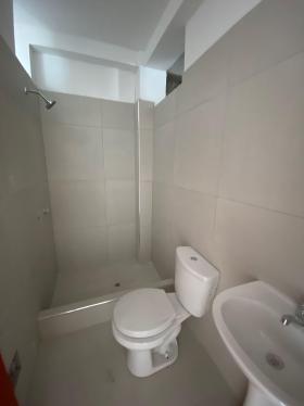 Departamento de 3 dormitorios y 2 baños ubicado en Villa El Salvador