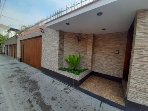 Casa en Venta con excelente ubicación.