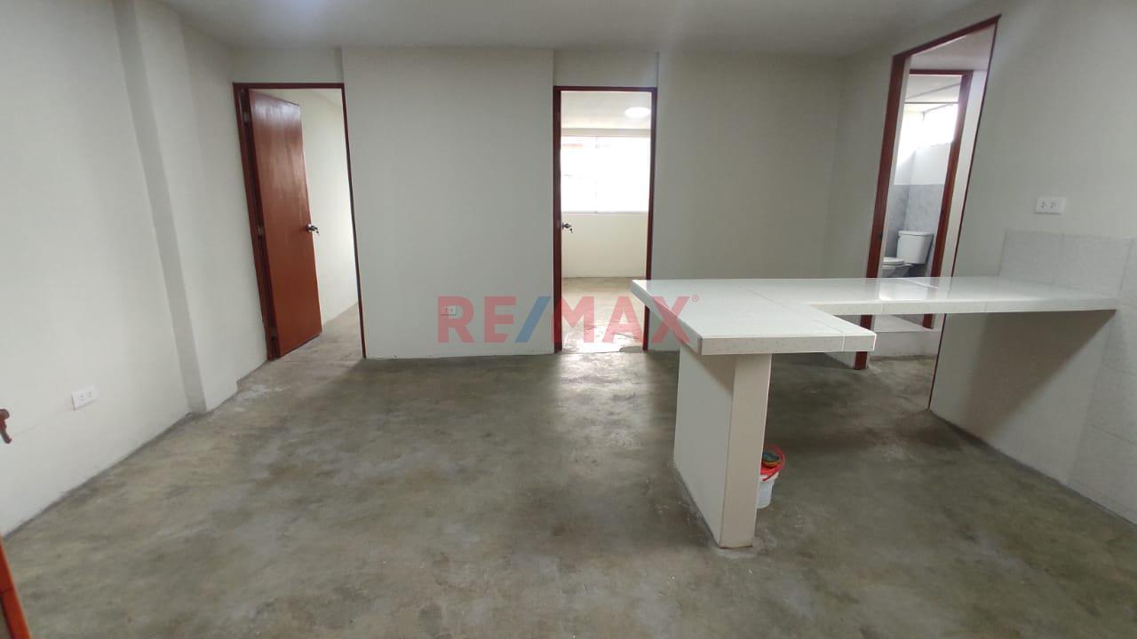 Departamento en Alquiler ubicado en Villa Maria Del Triunfo a $227