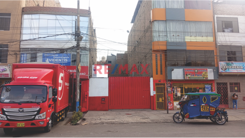 Alquiler en Av. Los Proceres De Huandoy