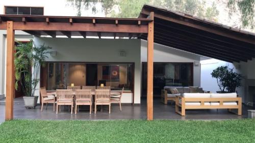 Casa en Alquiler ubicado en La Molina a $4,000