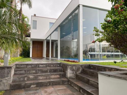 Casa en Venta ubicado en Santiago De Surco a $2,700,000