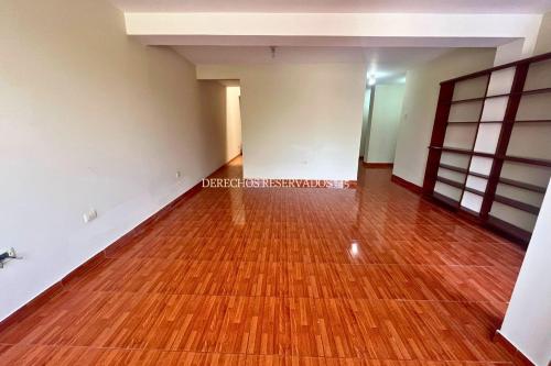 Casa en Venta ubicado en Chaclacayo a $180,000