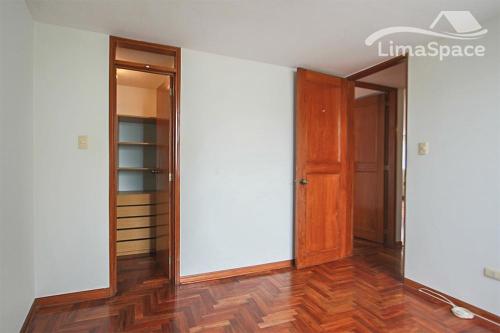 Departamento en Venta de 3 dormitorios ubicado en Santiago De Surco