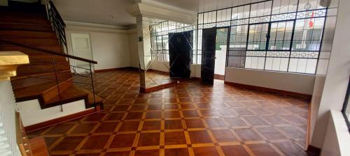 Casa de 5 dormitorios y 3 baños ubicado en Pueblo Libre